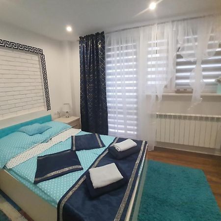 Apartamenty Centrum Mala Dwojeczka Blekitna Panoramiczna Balkonem Promenada Kielce Exteriér fotografie