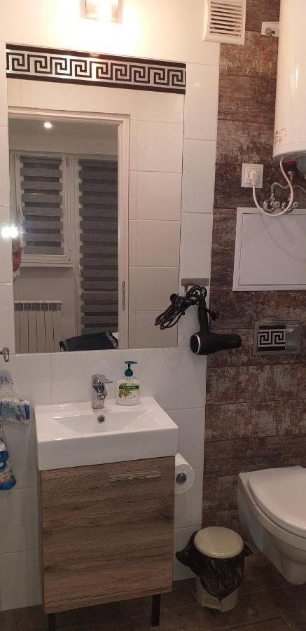 Apartamenty Centrum Mala Dwojeczka Blekitna Panoramiczna Balkonem Promenada Kielce Exteriér fotografie