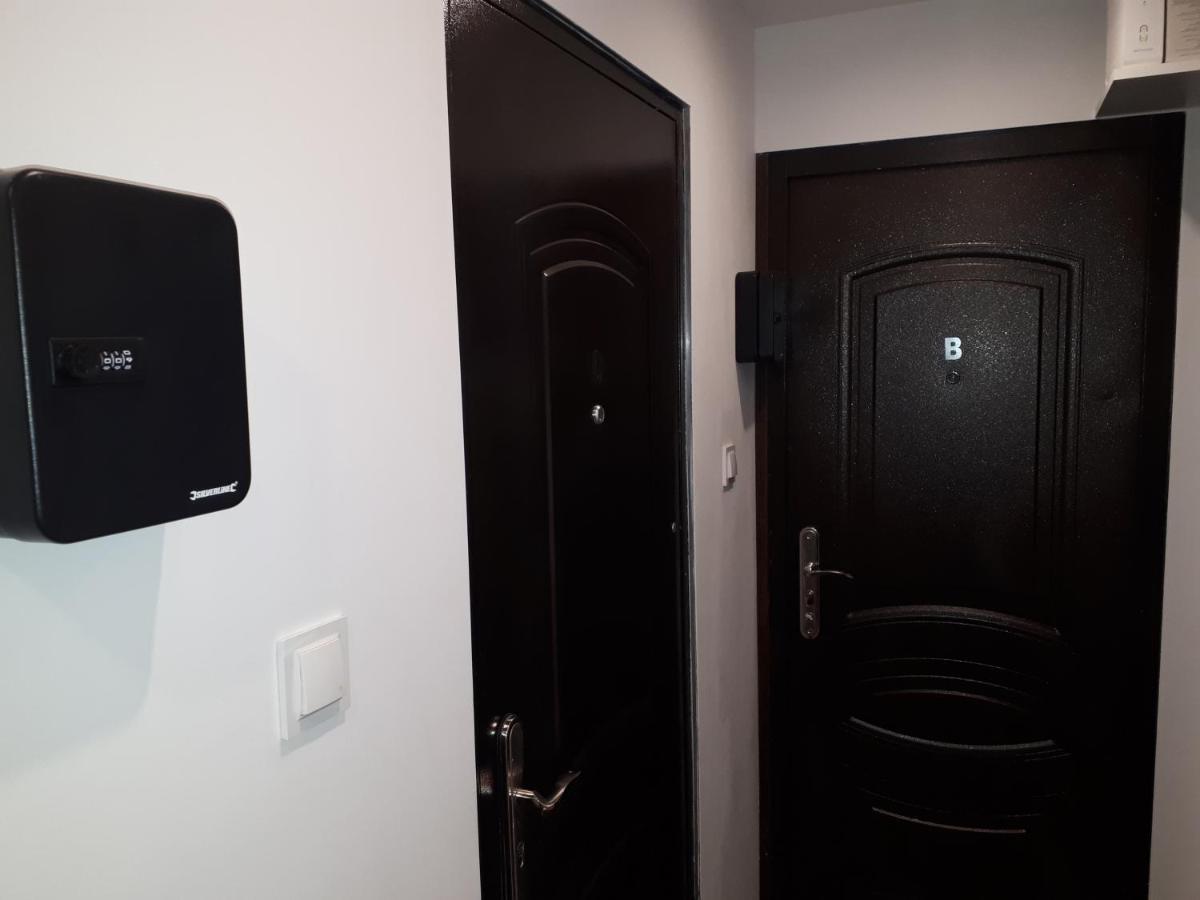 Apartamenty Centrum Mala Dwojeczka Blekitna Panoramiczna Balkonem Promenada Kielce Exteriér fotografie