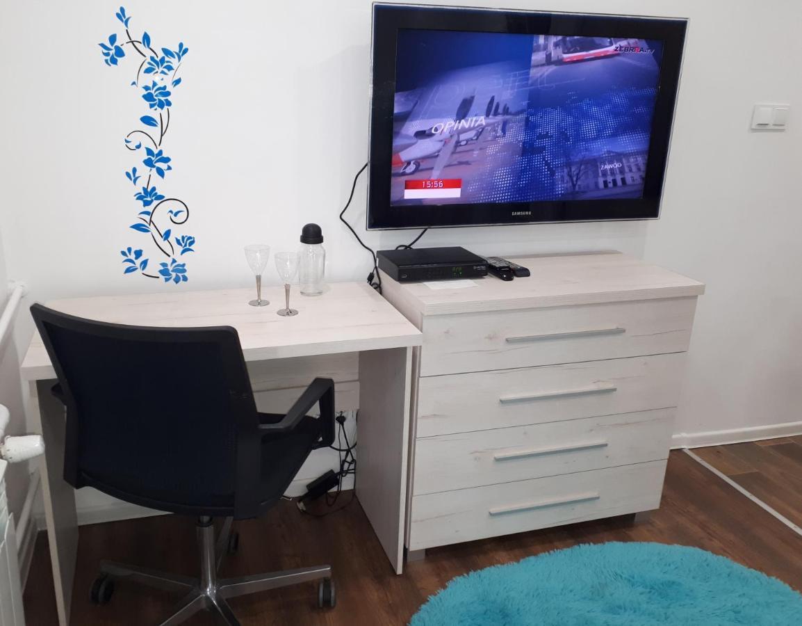 Apartamenty Centrum Mala Dwojeczka Blekitna Panoramiczna Balkonem Promenada Kielce Exteriér fotografie